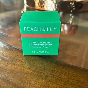 Peach & Lily Matcha Pudding Antioxidant Cream